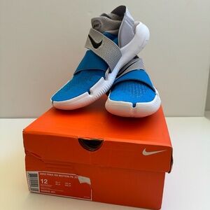 NIB Nike Free RN Motion FK 2018 M's 12